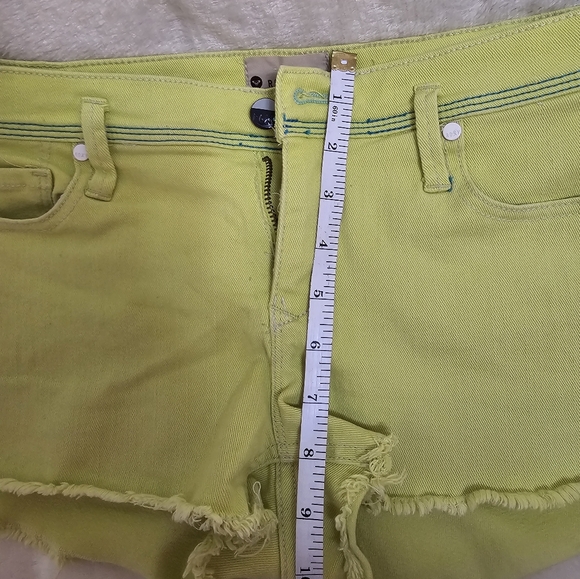 Roxy Denim Stretch Neon Green/Yellow Carnival Raw Hem Frayed Shorts Women's 7 - Picture 7 of 10